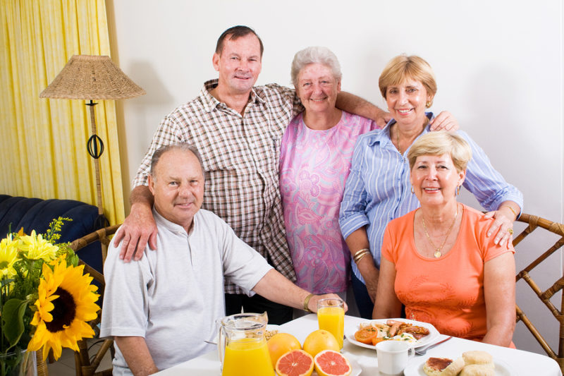 Caregivers in Middletown CT: Talking to Your Family About Your Senior's Alzheimer's Disease